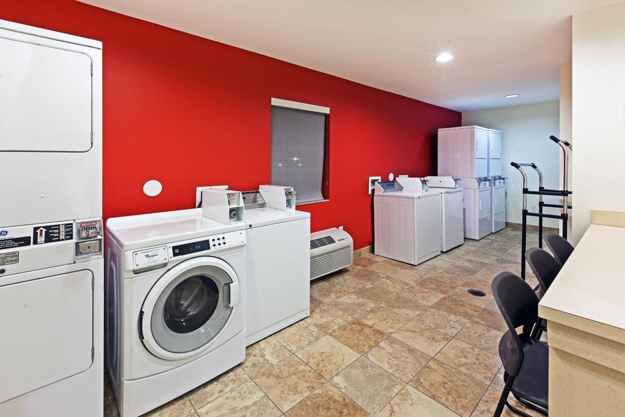 Towneplace Suites By Marriott Odessa Luaran gambar