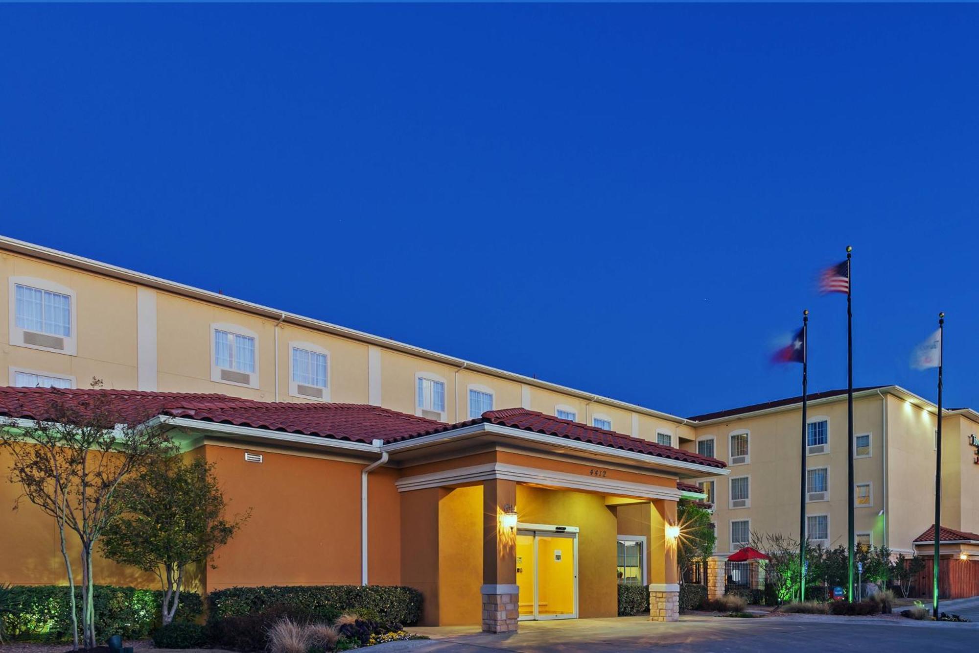 Towneplace Suites By Marriott Odessa Luaran gambar